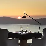 Resort West East