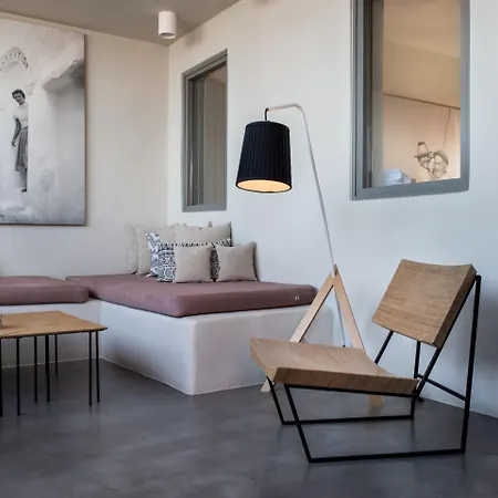 리조트 웨스트 이스트 스위트 이메로비글리