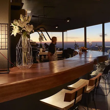 리조트 웨스트 이스트 스위트