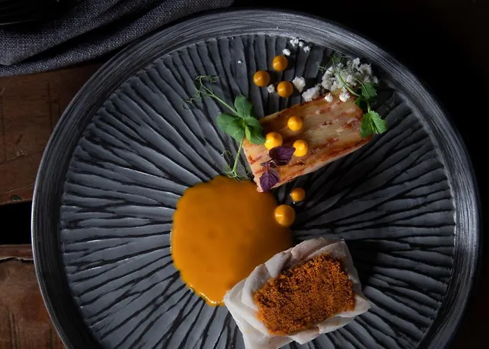 Station touristique West East Imerovigli