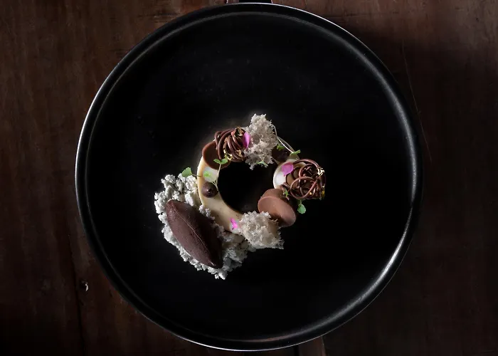 West East Station touristique