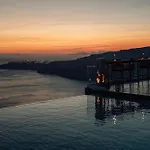 Feriested West East Imerovigli (Santorini)