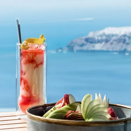 Semesteranläggning (resort) West East 5*