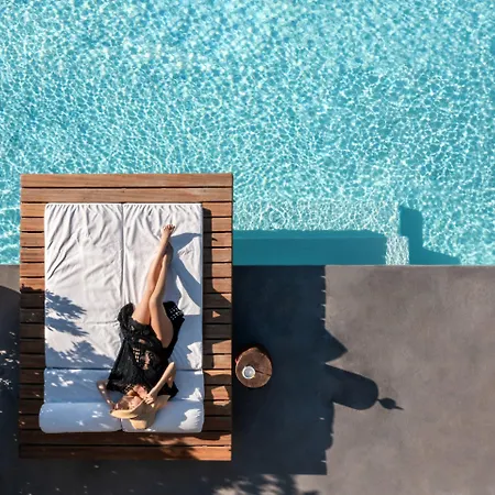 West East Semesteranläggning (resort) Imerovigli (Santorini)