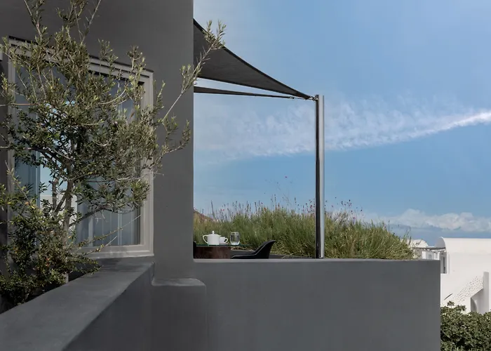 Resort West East Imerovigli (Santorini)