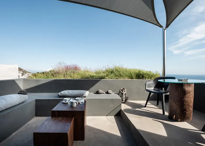 Resort West East Imerovigli (Santorini)