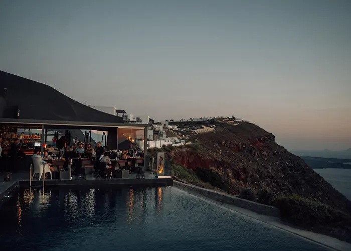 West East Курортный комплекс 5*