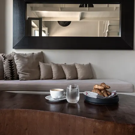 West East Imerovígli