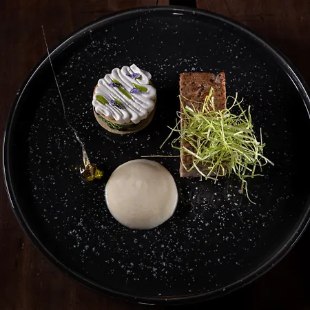 West East Imerovígli