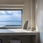 West East 5*