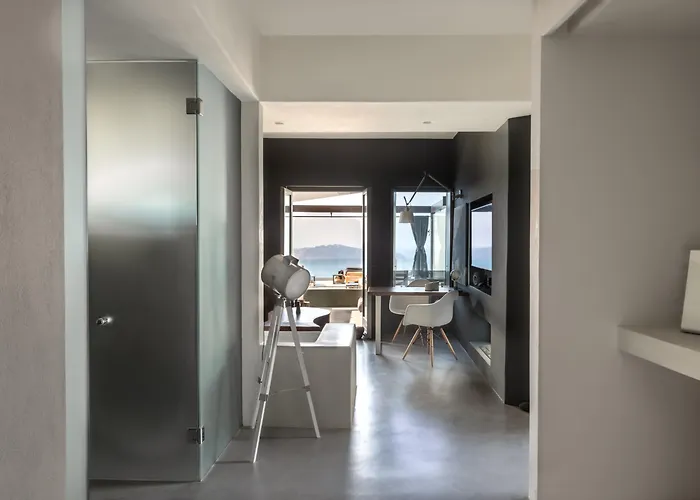 West East Resort Imerovigli (Santorini)